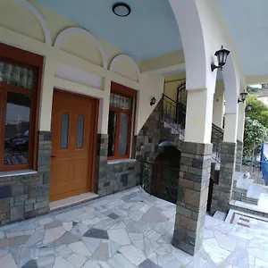 Urat Pensión Gjirokastër